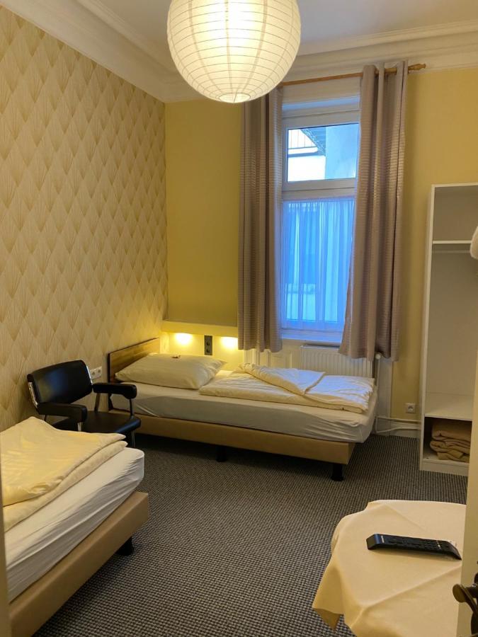 Alpha Hotel Garni Hamburg Ngoại thất bức ảnh