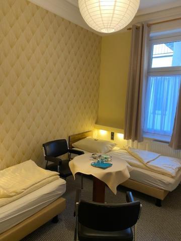 Alpha Hotel Garni Hamburg Ngoại thất bức ảnh